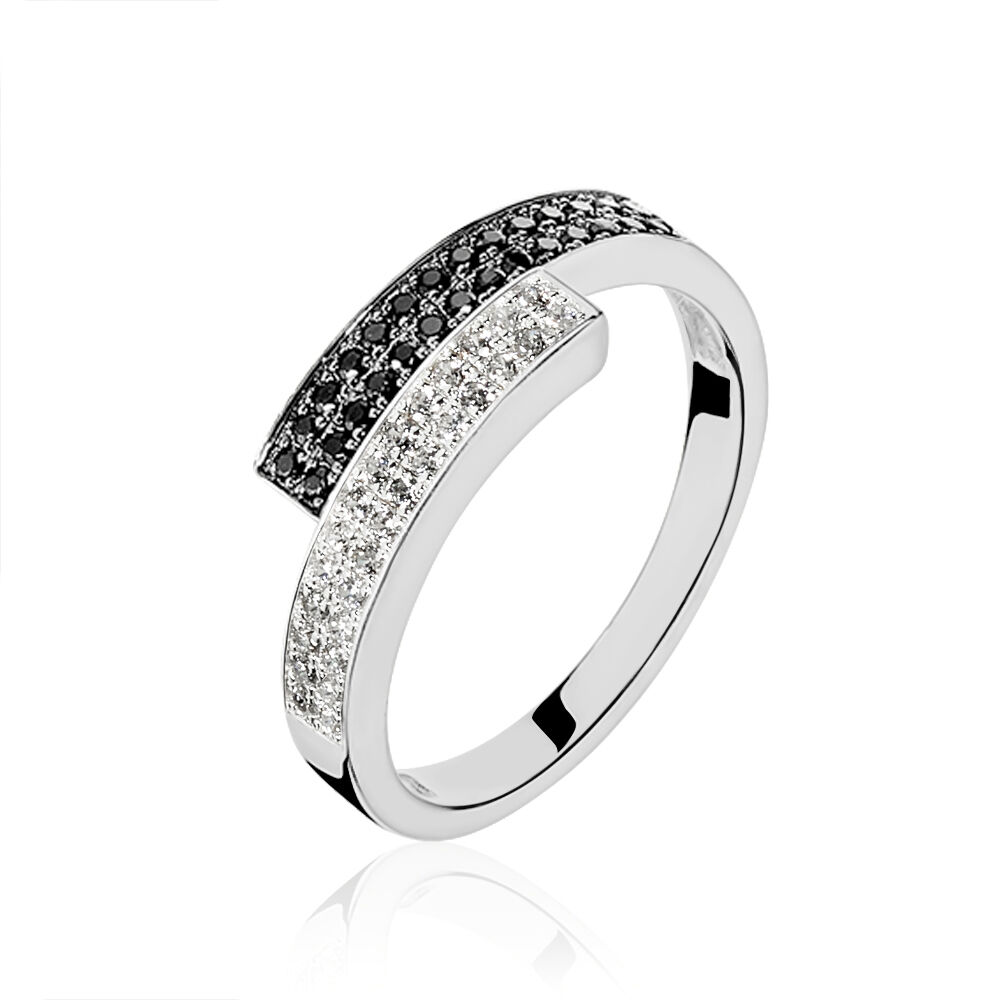 bague en argent sous la douche bague en argent sous la douche