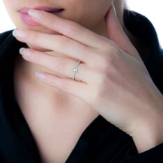 Bague Or Blanc Forme Serpent Et Oxydes