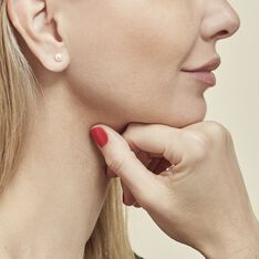 Boucles D'oreilles Puces Suki Rondes Nacres Or Jaune Perle De Culture - Clous d'oreilles Femme | Marc Orian