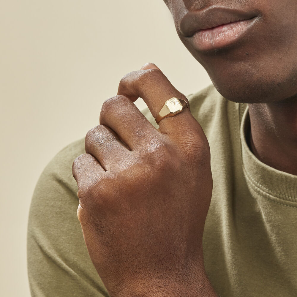 Chevalière Gregg Carree Diamantee Soleil Or Jaune - Bijoux personnalisés Homme | Marc Orian