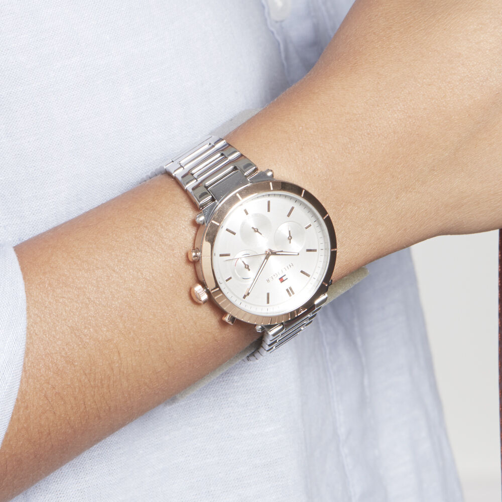 Montre tommy 2025 hilfiger femme argent