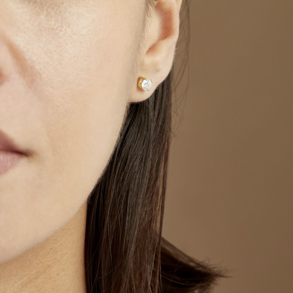 Boucles D'oreilles Puces 4 Griffes Or Jaune Diamant Synthetique - Puces Femme | Marc Orian
