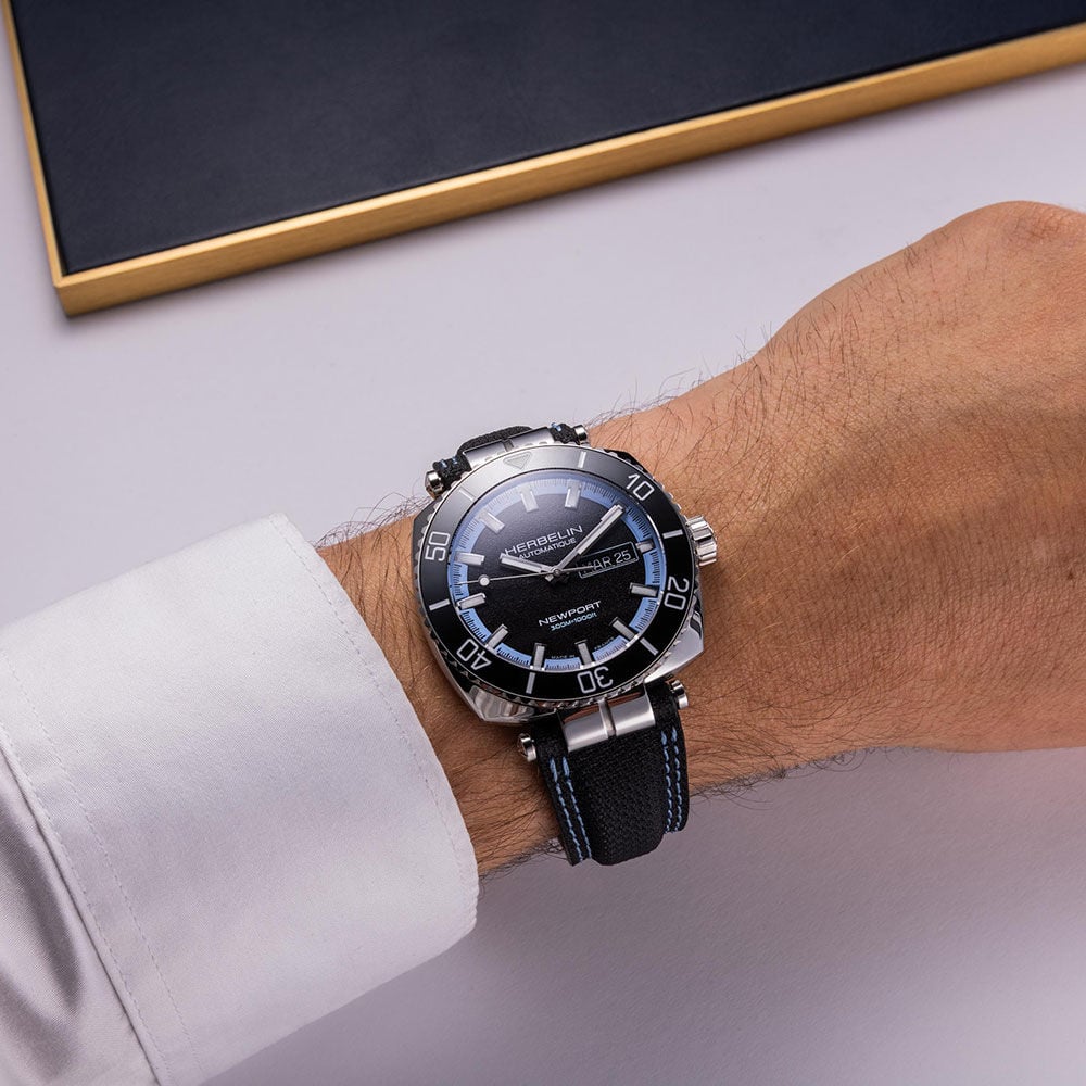 Montre Herbelin Newport Heritage Noir - Montres automatiques Homme | Marc Orian
