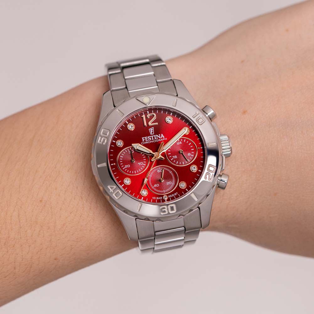 Montre fond rouge new arrivals