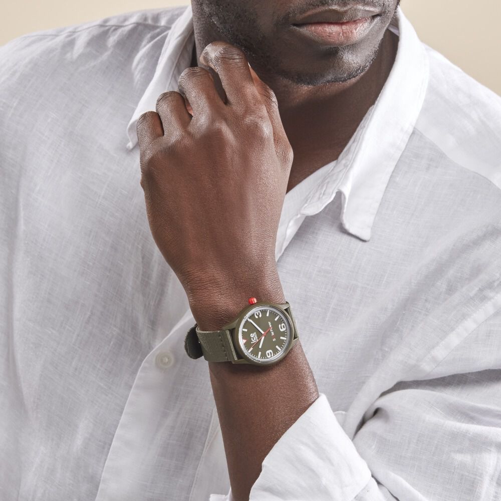 Montre Ice Watch Solar Power Kaki - Montres étanches Famille | Marc Orian