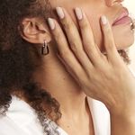 Boucles D'oreilles Pendantes Ezra Argent Blanc C&eacute;ramique Et Oxyde - Pendantes Femme | Marc Orian