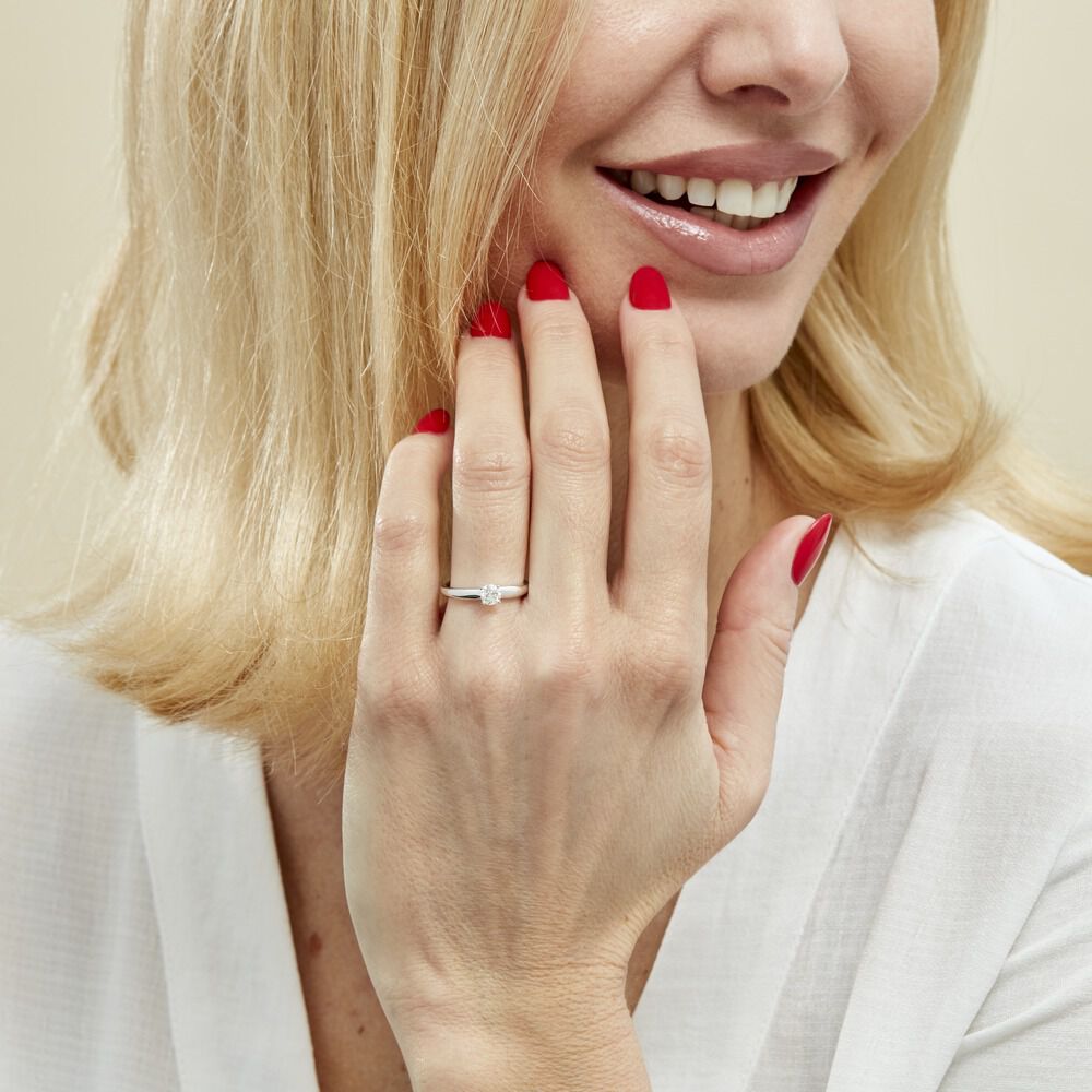 Bague Solitaire Flora Or Blanc Diamant - Solitaires Femme | Marc Orian