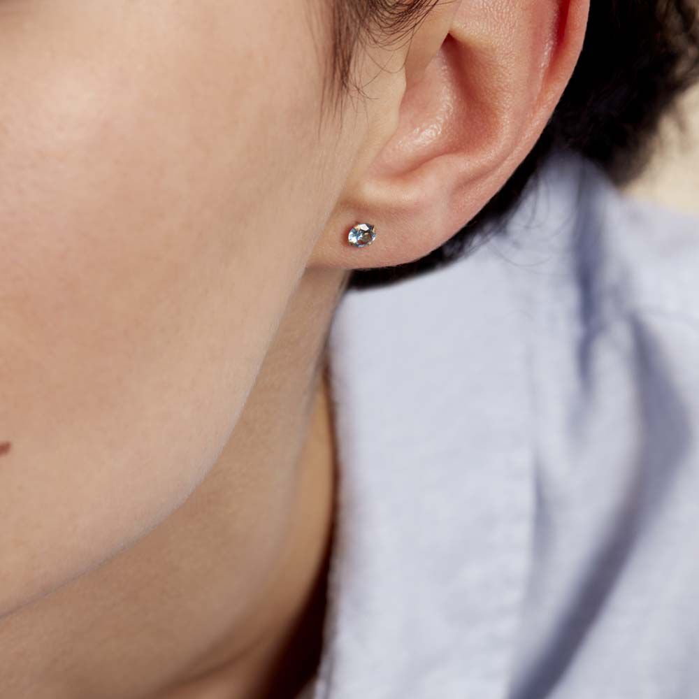 Boucles D'oreilles Puces daria Serti Griffe 3 Or Jaune Oxyde - Puces Femme | Marc Orian