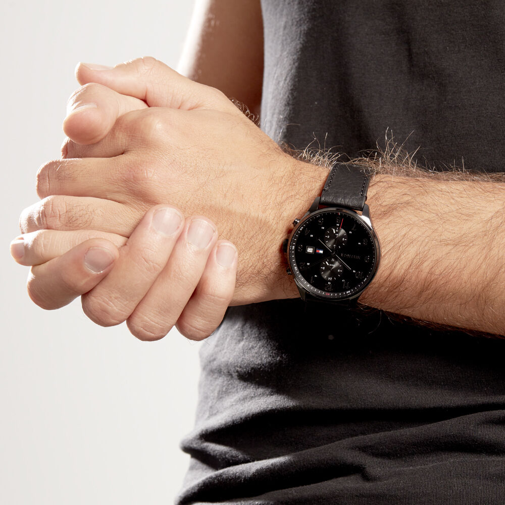 Montre tommy sales hilfiger noir
