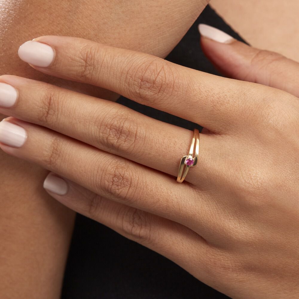Bague Nesryne Or Jaune Rubis - Bagues vintage Femme | Marc Orian