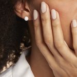 Boucles D'oreilles Puces Orbe Argent Blanc C&eacute;ramique - Puces Femme | Marc Orian