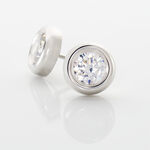 Boucles D'oreilles Puces Eden Serti Pneu Or Blanc Oxyde De Zirconium - Puces Femme | Marc Orian