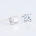 Boucles D'oreilles Puces 4 Griffes Or Blanc Diamant Synthetique - Puces Femme | Marc Orian