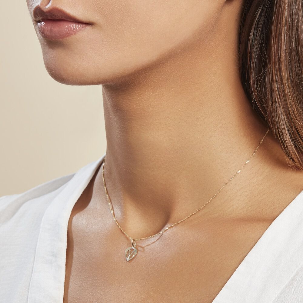 Pendentif Eudocie Coeur Lettre Or Jaune - Pendentifs Famille | Marc Orian