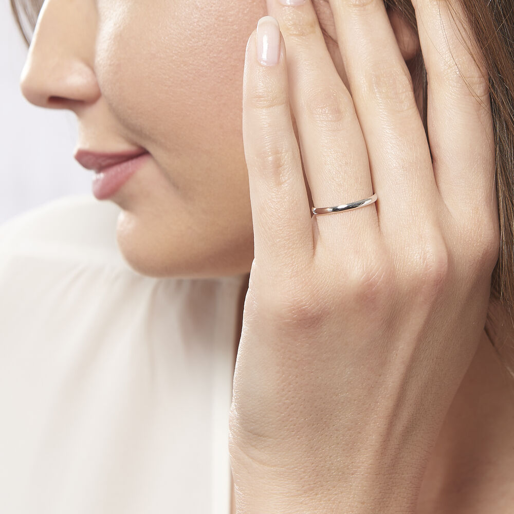 Bague demi jonc 2025