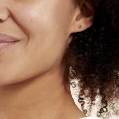 Boucles D'oreilles Puces Jardin Serti Griffe Or Jaune Emeraude - Clous d'oreilles Femme | Marc Orian