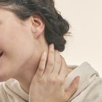 Boucles D'oreilles Puces Edy Serti Clos Or Blanc Topaze - Puces Femme | Marc Orian