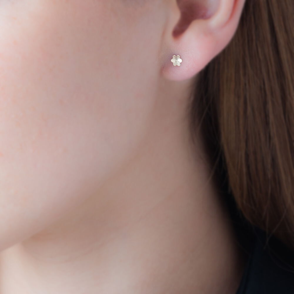 Boucles D'oreilles Puces Philine Fleur Or Jaune - Puces Femme | Marc Orian