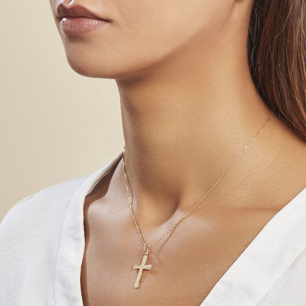 Pendentif Benny Croix Ciselee Or Jaune - Pendentifs Famille | Marc Orian