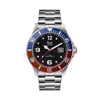 cadran argenté fond noir bracelet acier argenté