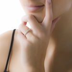 Alliance Marlyatou Or Blanc Oxyde De Zirconium - Alliances avec pierres Femme | Marc Orian