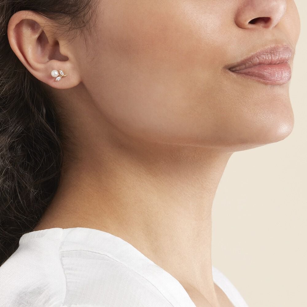 Boucles D'oreilles Puces Frigga Or Jaune Perle De Culture Et Oxyde - Puces Femme | Marc Orian